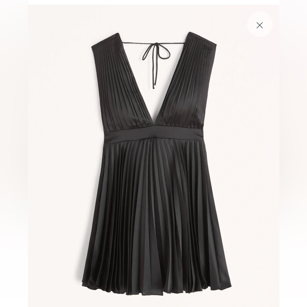 Brand New Abercrombie Plunge Dress